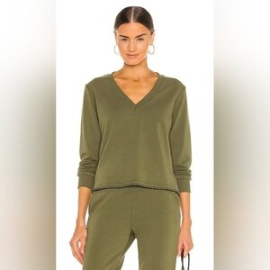 L'AGENCE Luxe Lounge Helena Long Sleeve V Neck Sweatshirt Size XXL